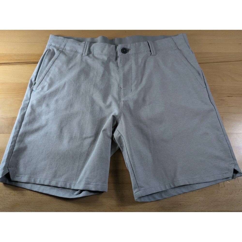 Tommy Bahama Performa Golf Chino Shorts Mens 36 Gray Microfiber Stretch Preppy